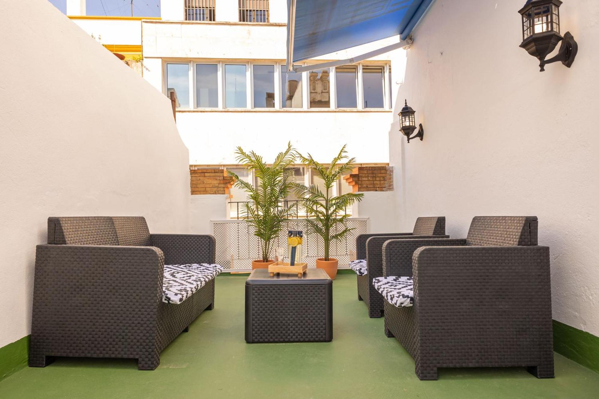 New! La Casa Del Cerrajero Apartment Sevilla Exterior foto